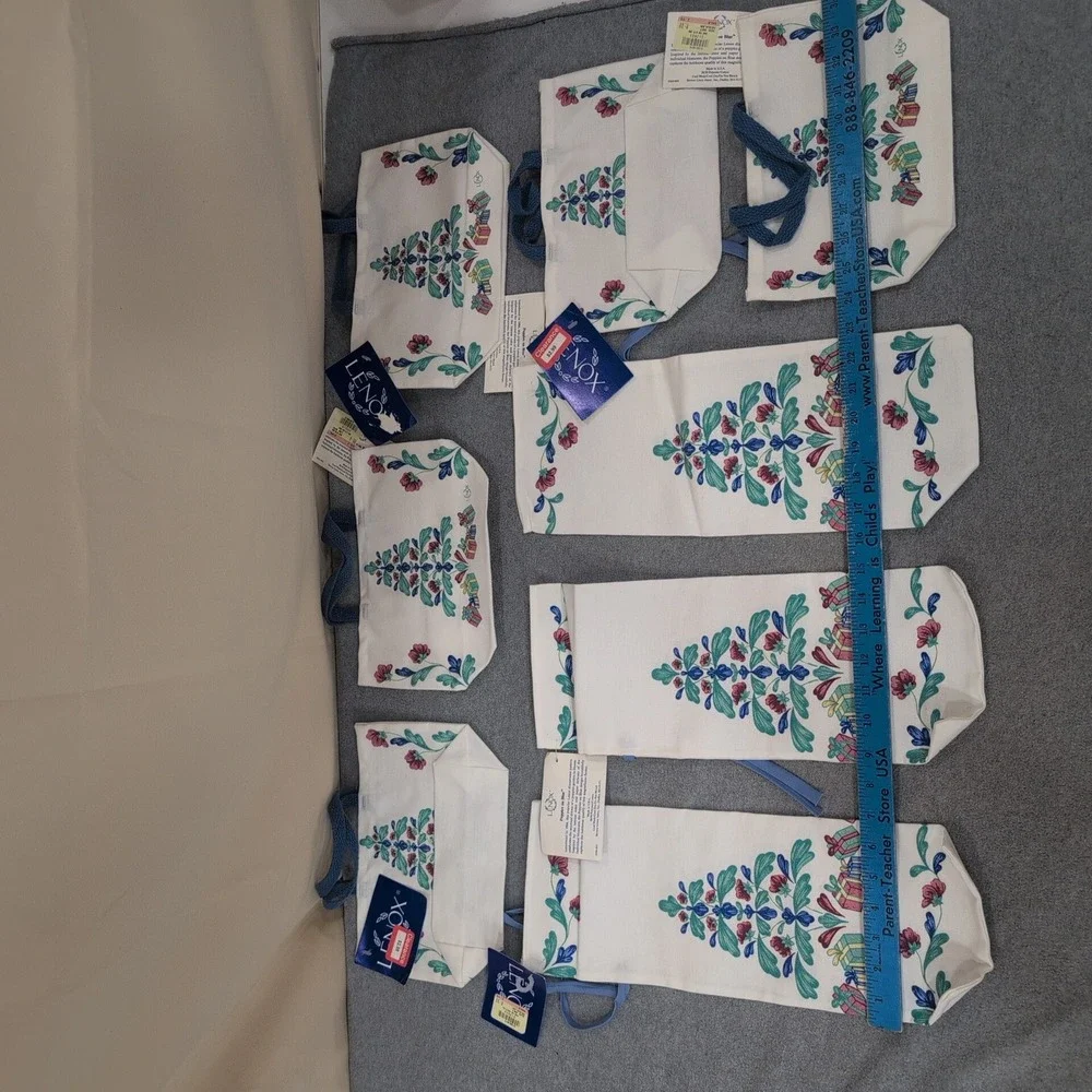 Lenox Poppies on Blue Christmas Tree Fabric Gift Bags Set of 8 NWT Made in USA